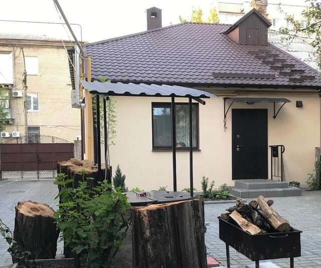 Апартаменты Дом в центре Бердянска Бердянск-30